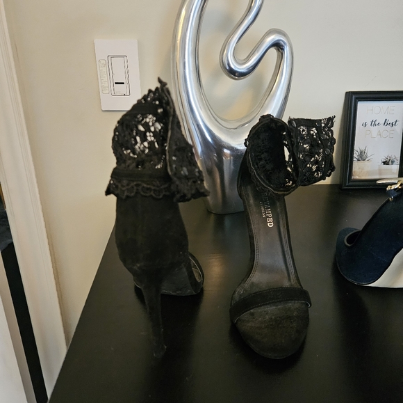 SHOES!!!! - Picture 7 of 12